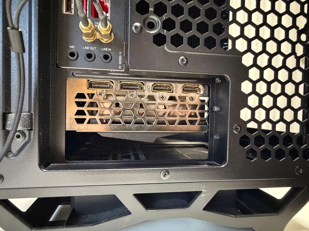 自作ゲーミングpc ryzen7 5700x3D rx6600xt