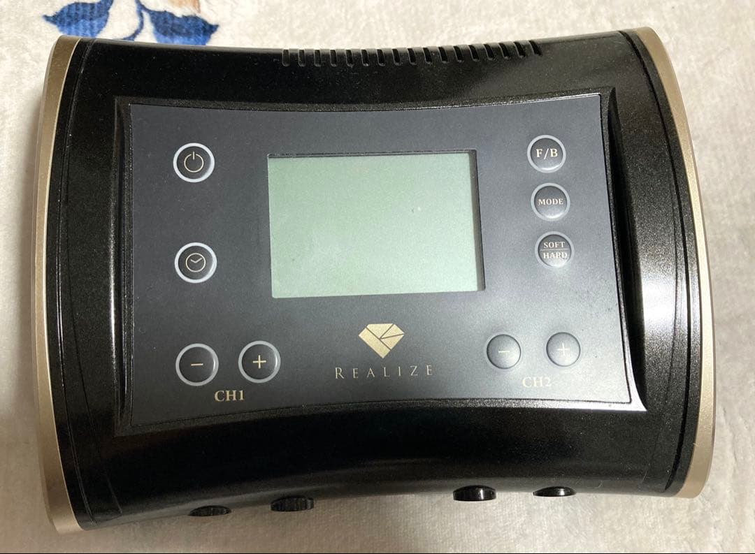 【美品】リアライズ　スリムビューティーハウス　REALIZE EMS