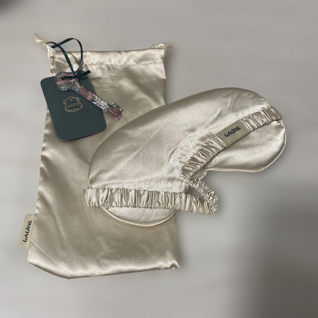 完売 新品ラリン エンチャンテッドガーデン エレガンスセットアイマスク&ポーチ付