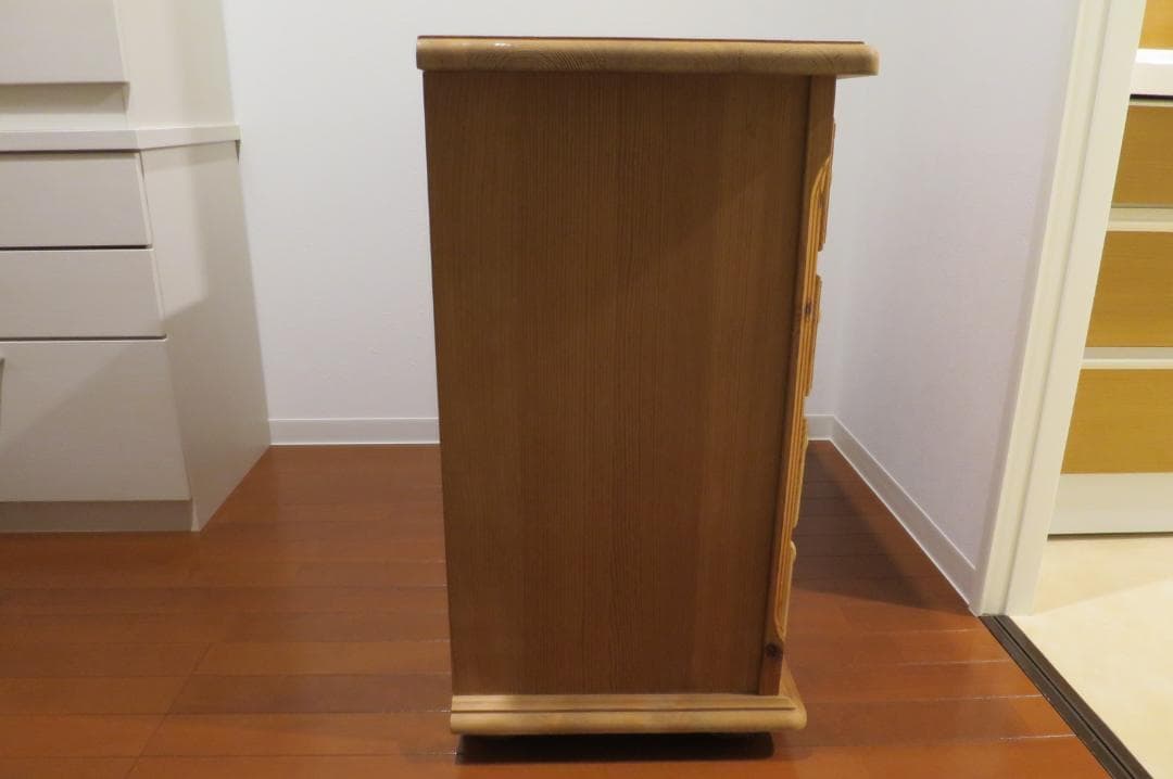 ビンテージパイン材★リビングチェスト　カントリースタイル　無垢材