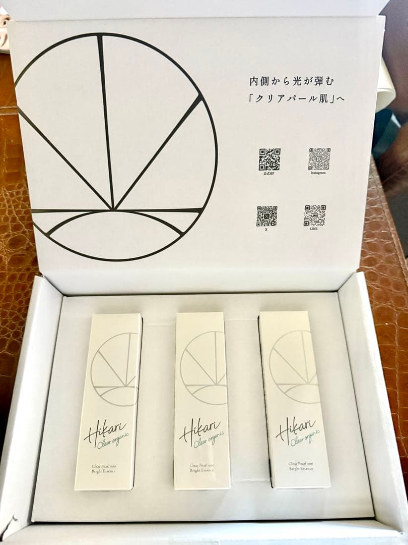 HIKARI クリアパールワンブライトエッセンス50ml 3本セット