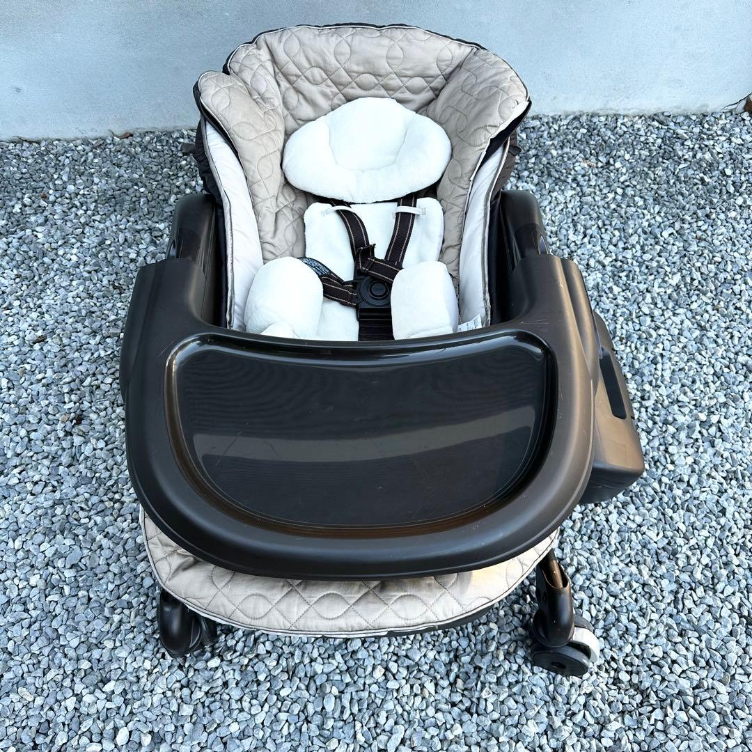 【美品】コンビ　ネムリラ　オートスウィング　ホワイトレーベル　ハイローチェア