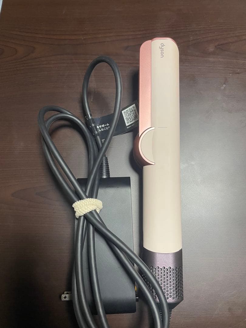 ht01 ストレイトナー　Dyson ドライヤー　アイロン