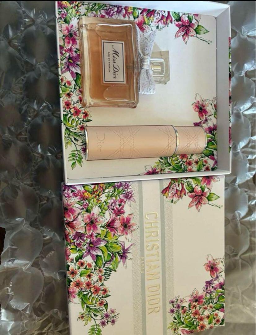 Miss Dior 香水セット 50ml & 10ml