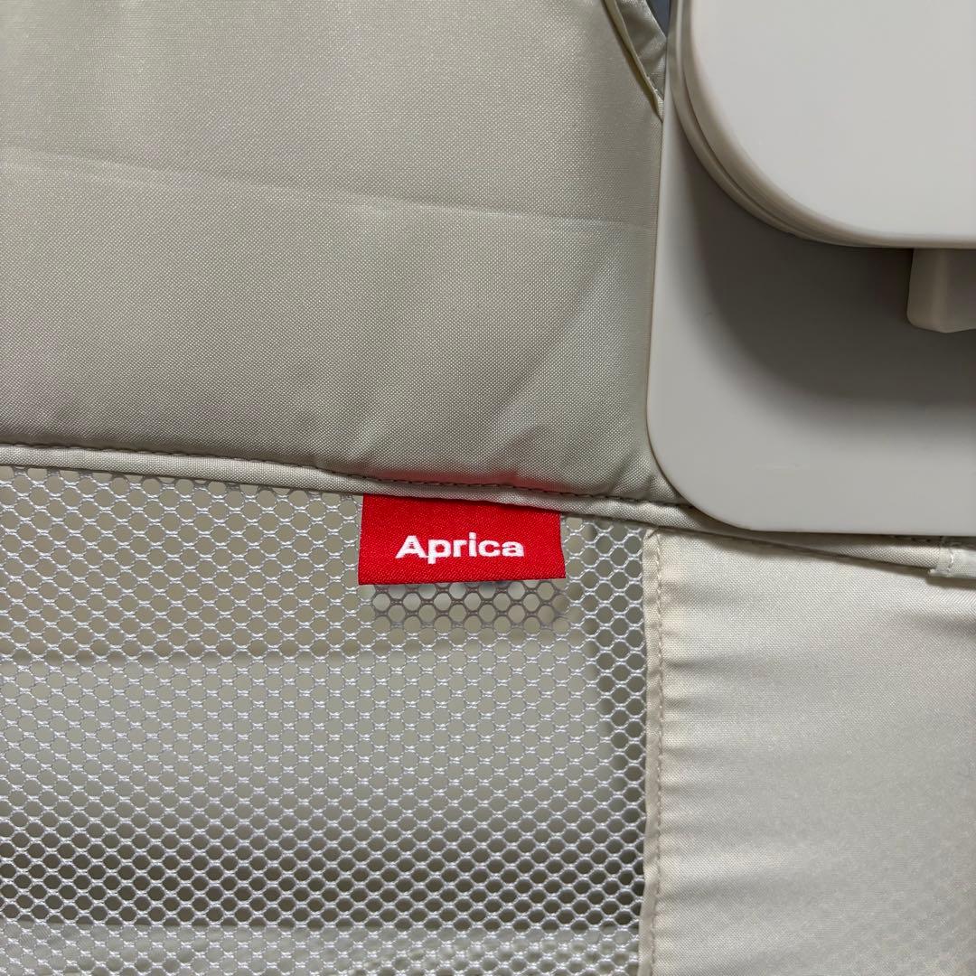 Aprica　アップリカ　ココネルエアー　ベビーベッド　ミルク