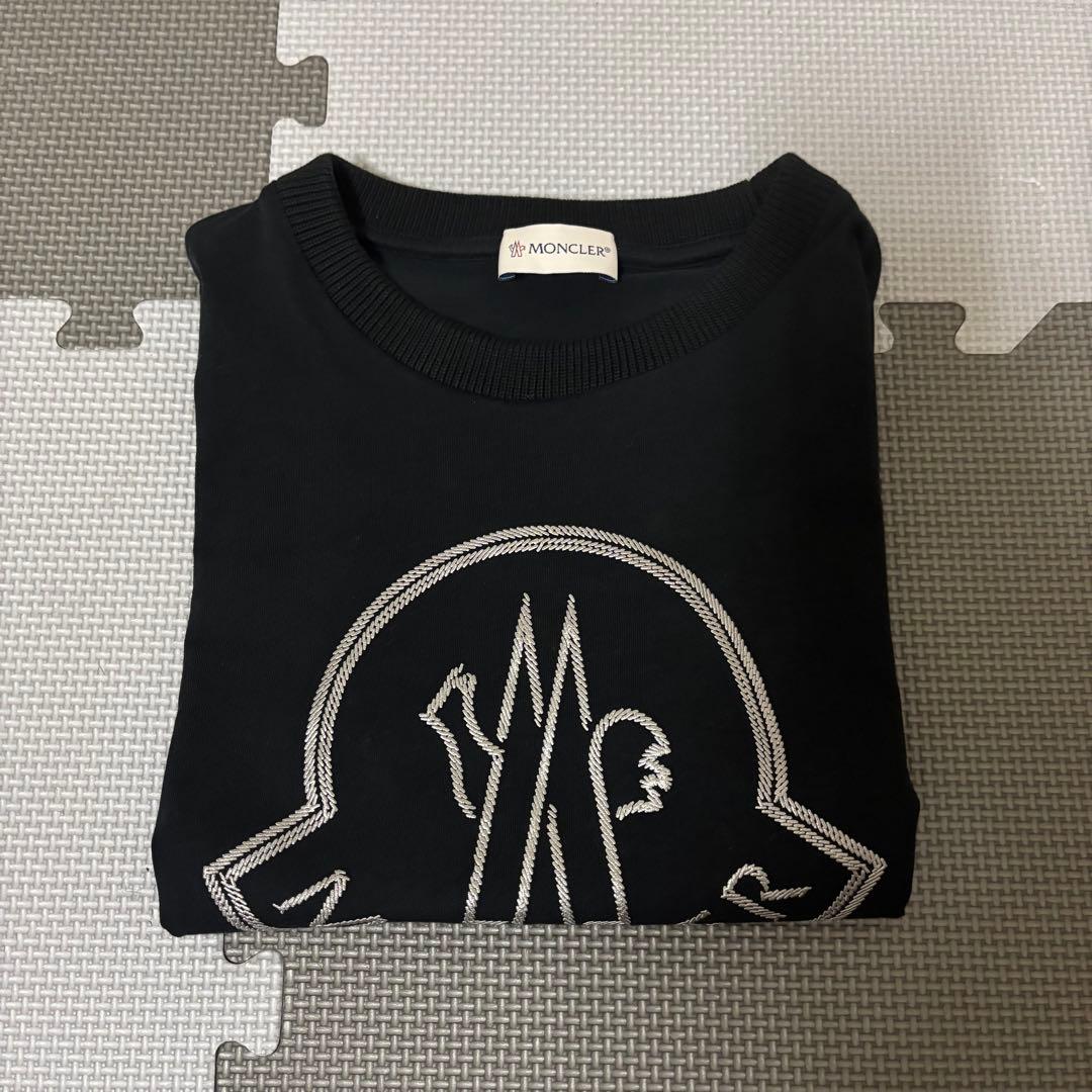MONCLER ブラック 半袖Tシャツ　ビッグロゴ