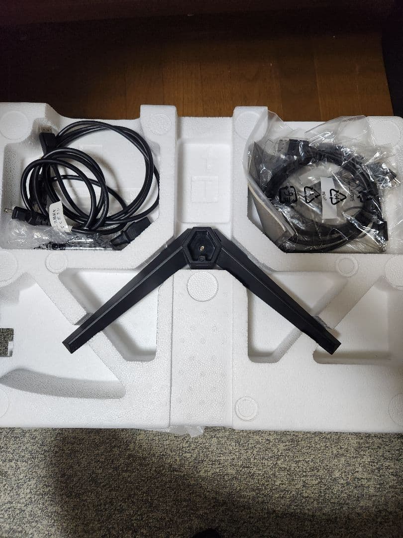 【美品】ASUS ゲーミングモニター VG249Q1A 23.8インチ