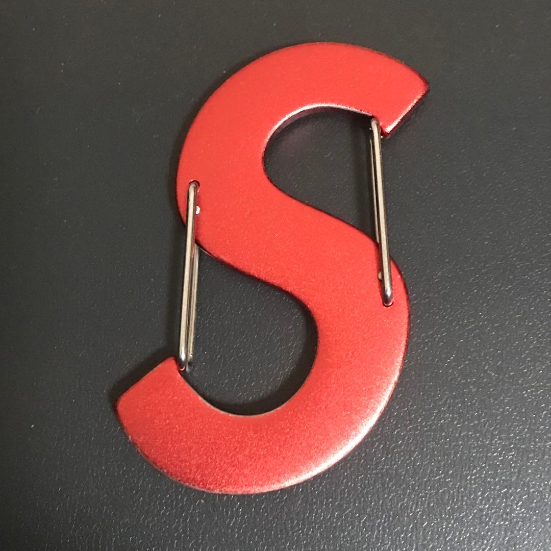小物 Supreme 21 AW S Logo Keychain Nite ize
