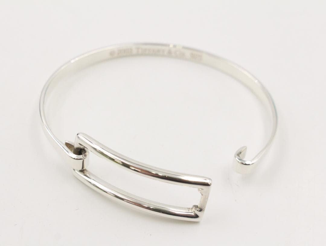 Tiffany & Co. シルバーバングル 専用ポーチ付き