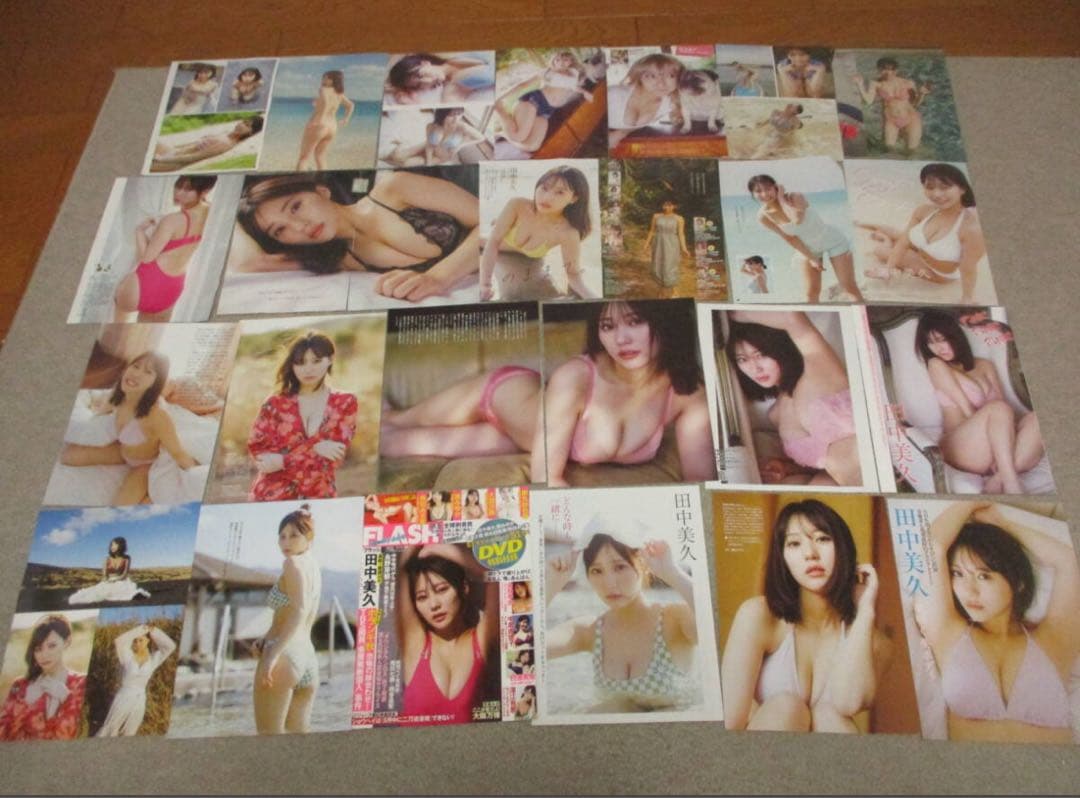 田中美久・切り抜き４１０ページ　大ポスター３枚ＤＶＤ４枚クリアファイル９冊子４冊