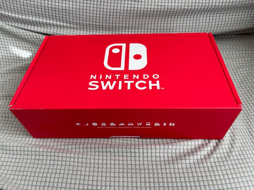 ジャンク⭐️Nintendo Switch（本体のみ）と限定ボックス（箱のみ）
