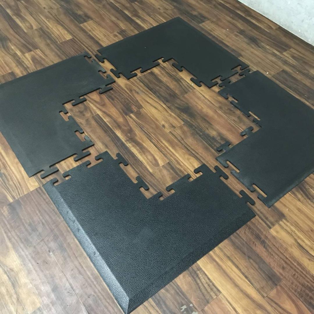 ひろかず送料込みに変更　ivanko イヴァンコ ラバー マット