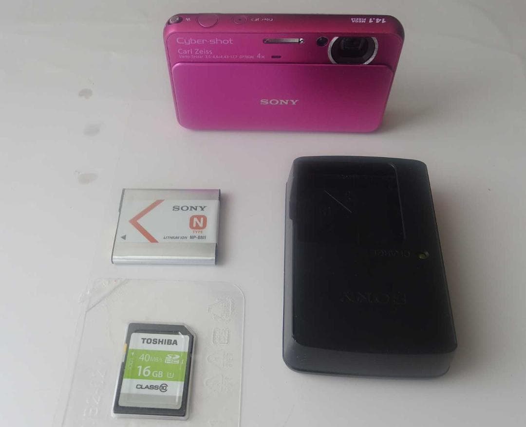 Sony DSC-T99 1450万画素 4倍光学ズーム　1280×720動画