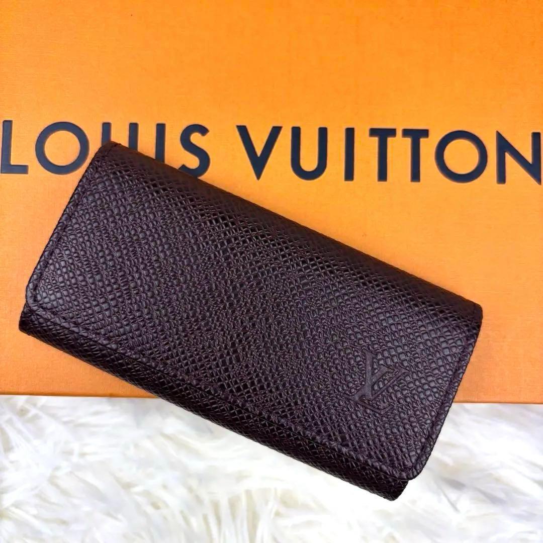 未使用級！ ルイヴィトン タイガ ミュルティクレ4 M30526 キーケース