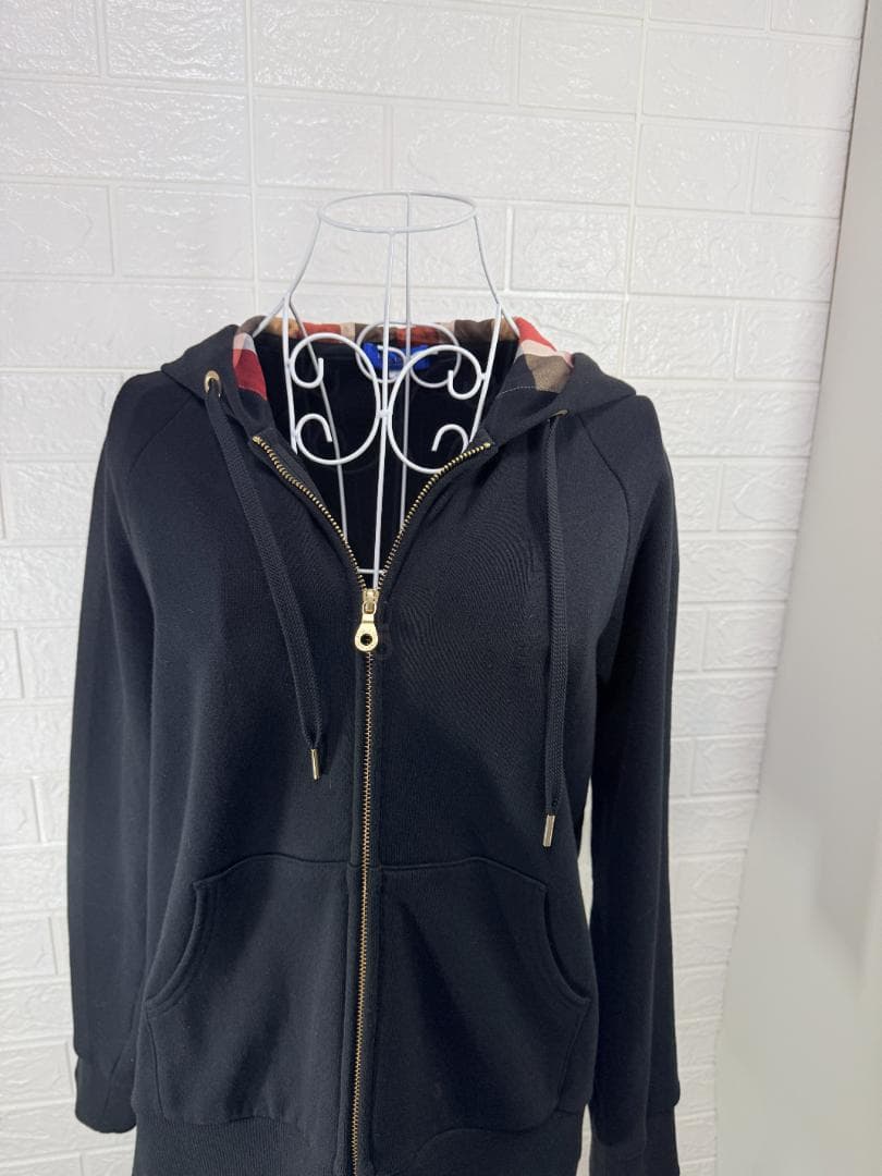 BLUE LABEL クレストブリッジ ブラックパーカー サイズ40 (L) 黒