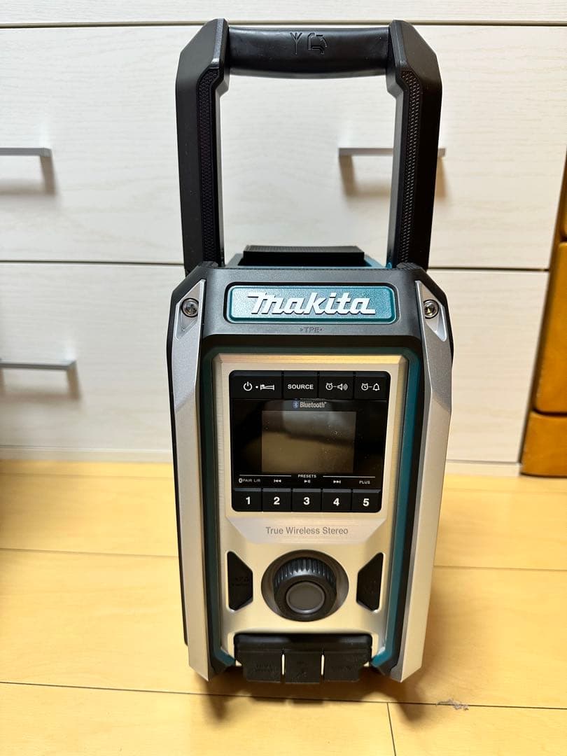 ソラ⭐︎⭐︎新品⭐︎Makita MR113 Bluetoothラジオ