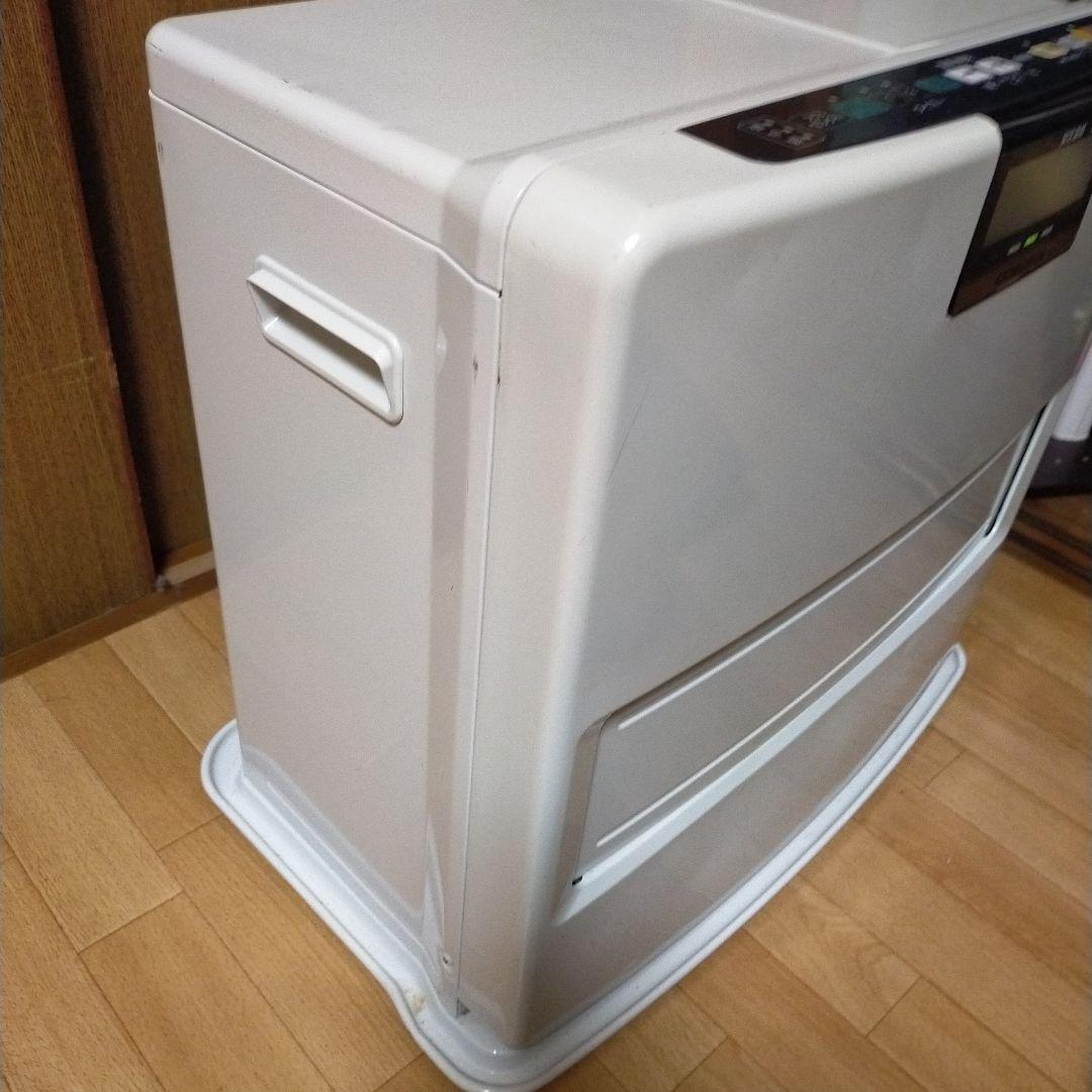 送料無料　コロナ　CORONA 石油ストーブ　ファンヒーター　ストーブ　暖房