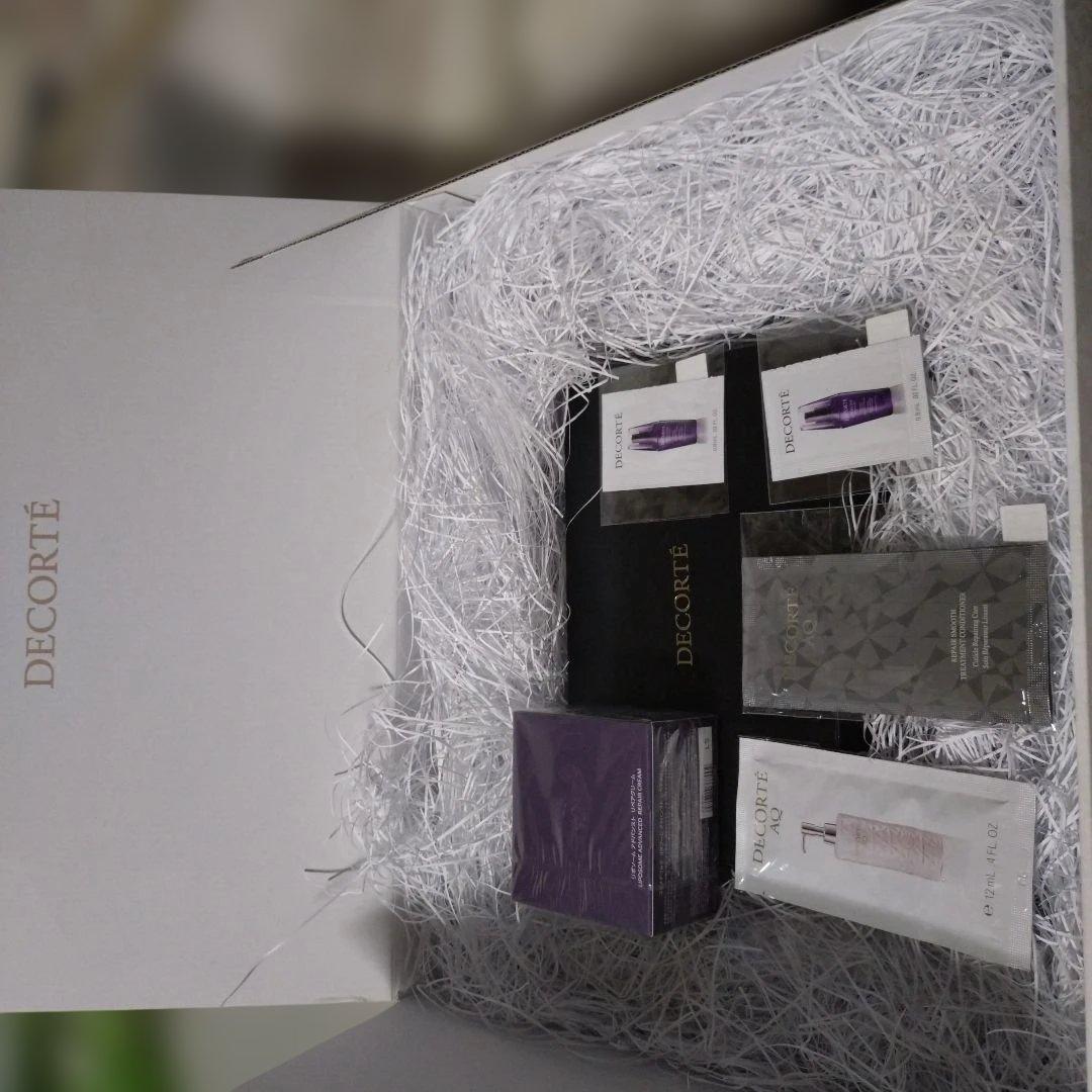 DECORTÉ リポソームアドバンストリペアクリーム ギフトボックス