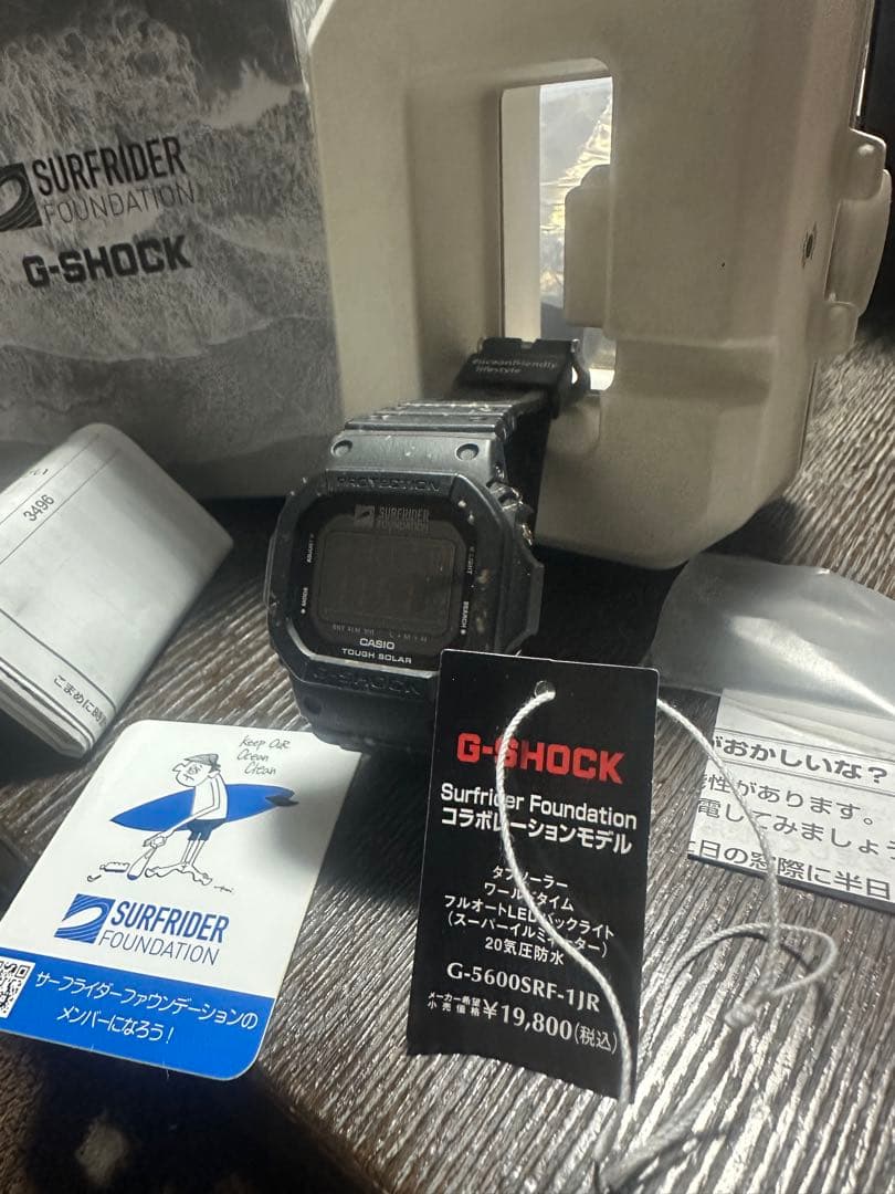 極美品　CASIO G-5600SRF Surfrider Foundation