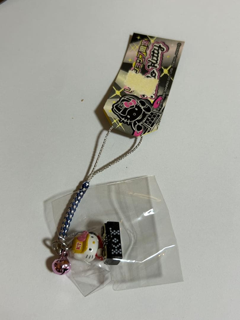 公*o様 ご当地ハローキティ レコードショップ限定 キティ 根付けストラップ