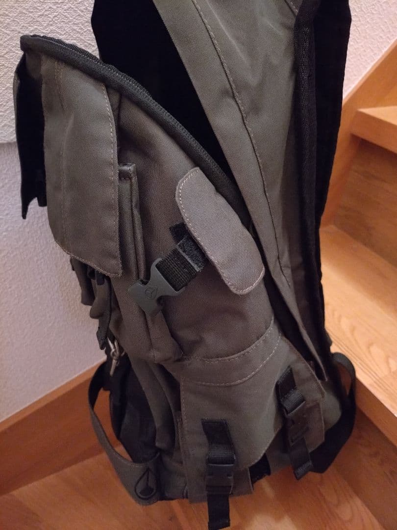 新品未使用NIXONリュック