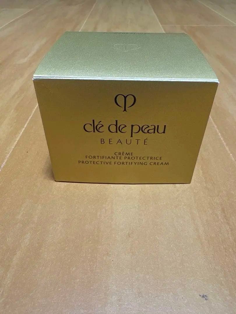 ⭐️お値下げ【新品未使用】クレ・ド・ポーボーテ　 クレームプロテクトゥリス