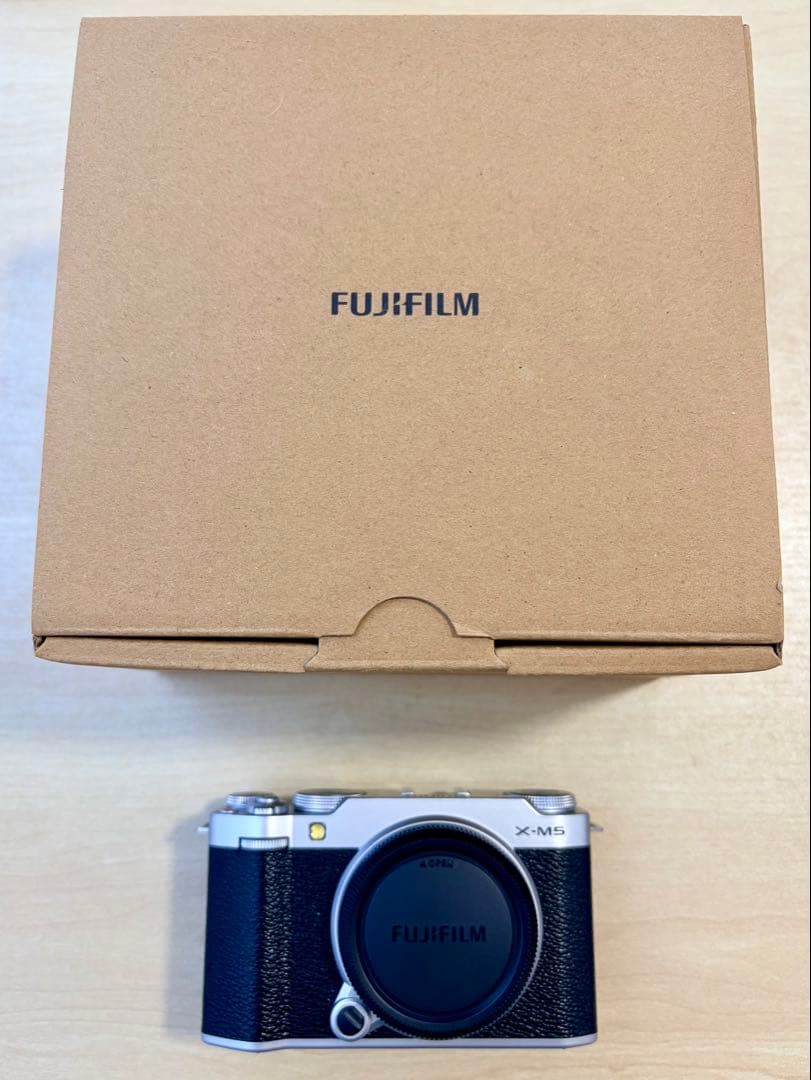 【付属品完備・超美品】FUJIFILM X-M5 ミラーレスカメラ(ボディのみ)