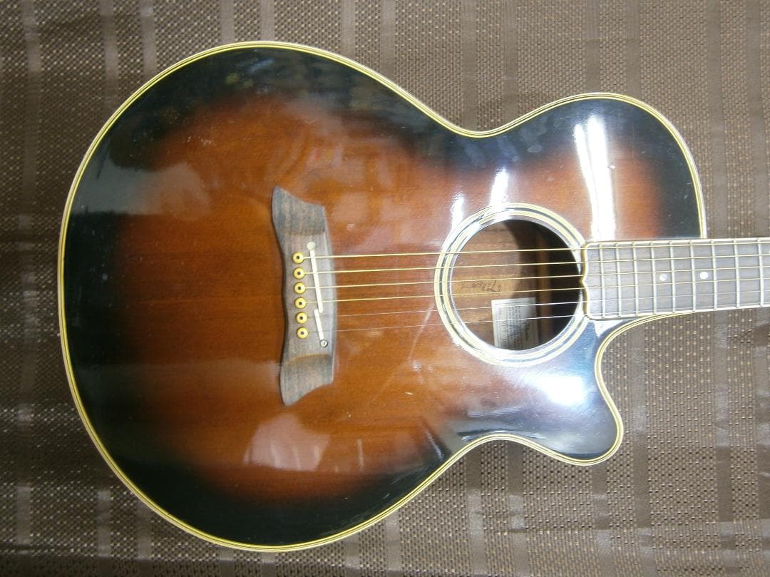 値下げ・タカミネ＜NPT-108＞日本製・エレアコ・薄いボディ