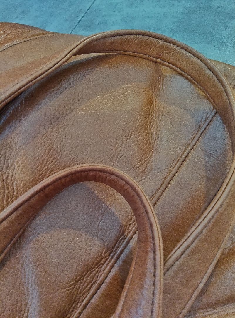 純国産　人気のaniary ボストンバッグ レザー ブラウンキャメル色