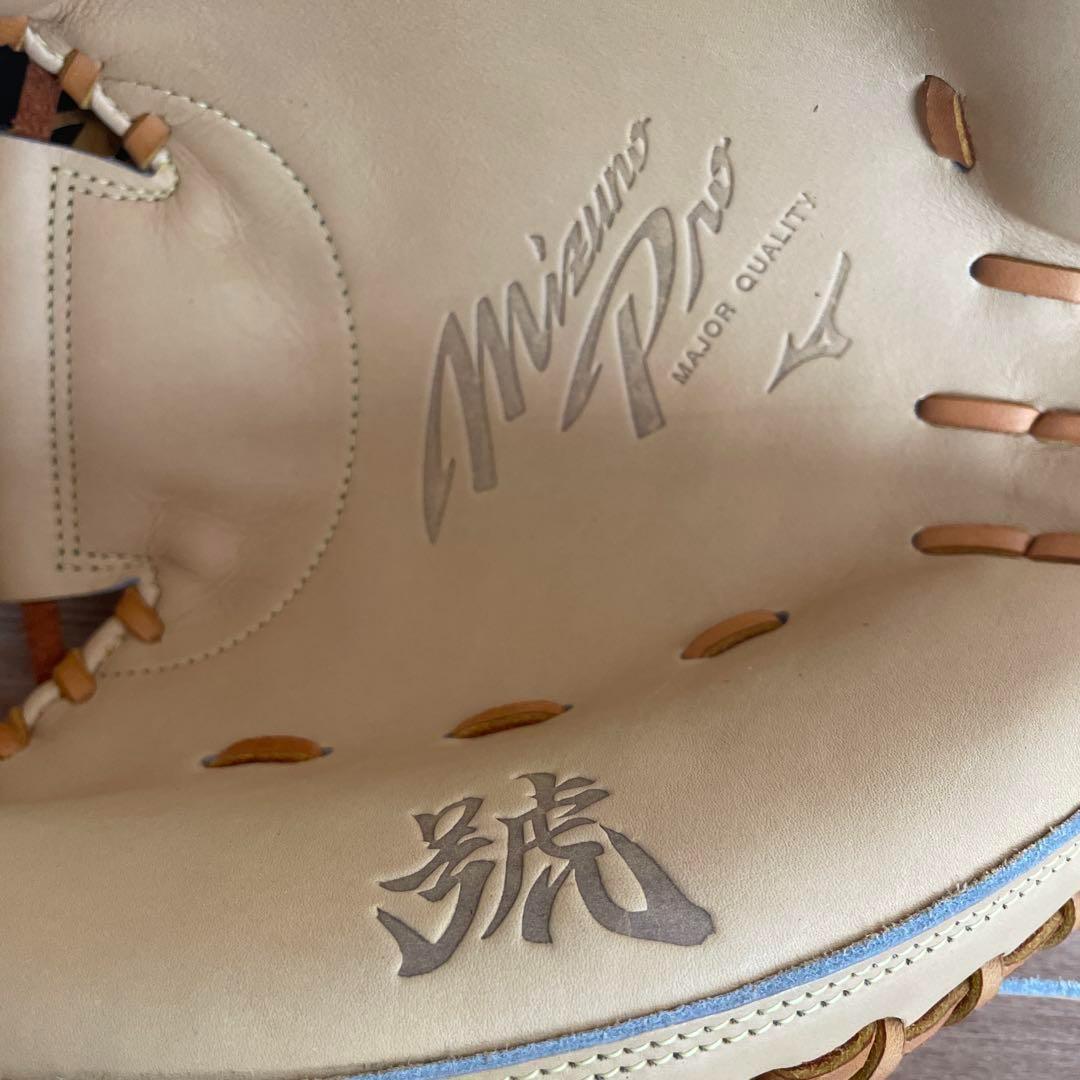 R*1様 ミズノプロ　號　硬式用　キャッチャーミット　定価68,200円　高校野