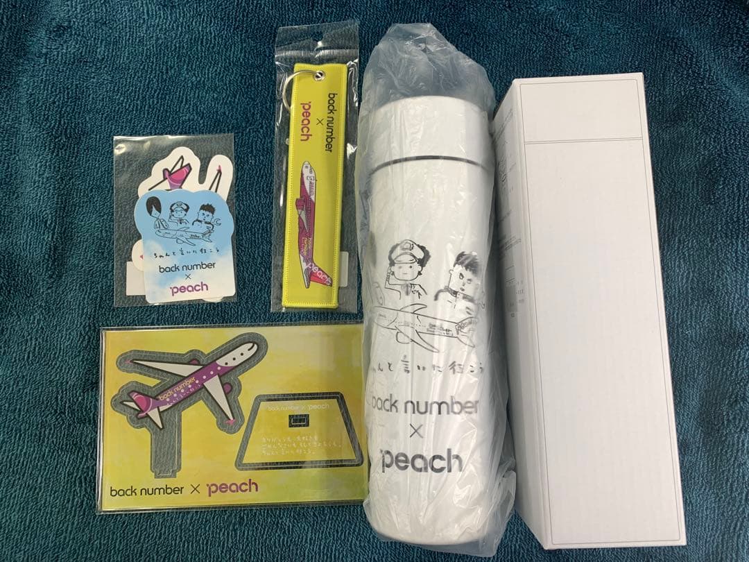 back number peach ボトル　アクスタ　ステッカー　フライトタグ