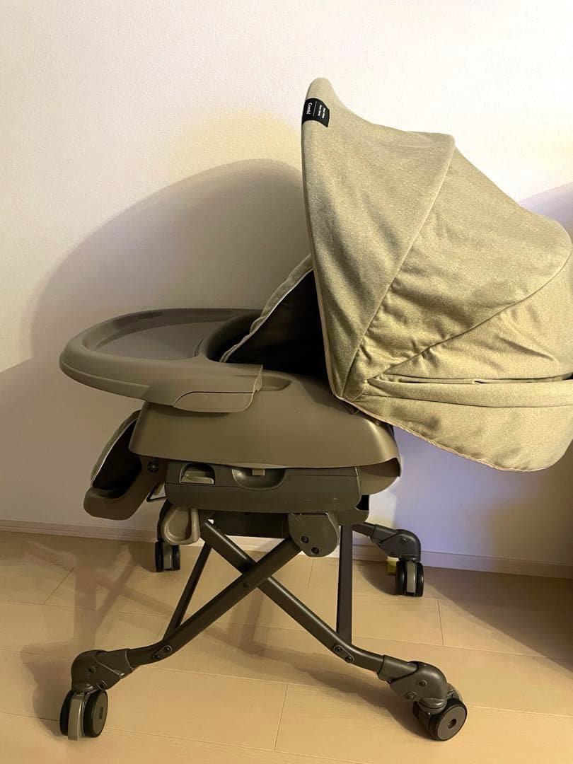 【美品】Combiコンビ ネムリラAT BEDi