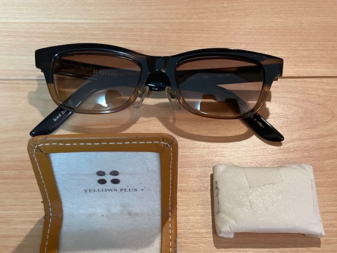 YELLOWS PLUS サングラス ブラウン