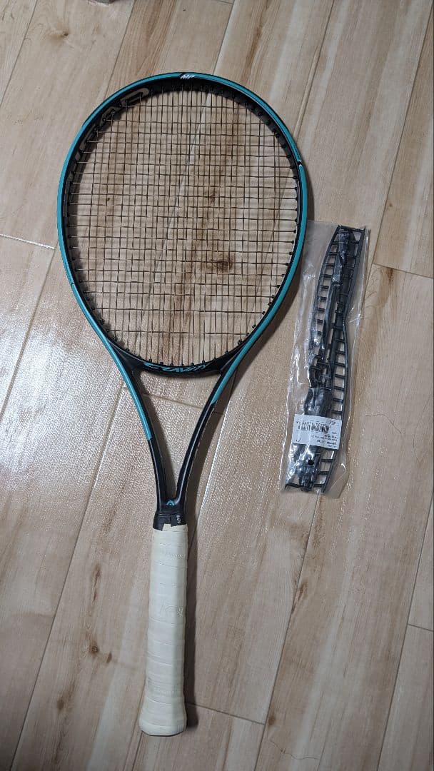 HEAD Gravity MP Graphene 360+ グロメット付