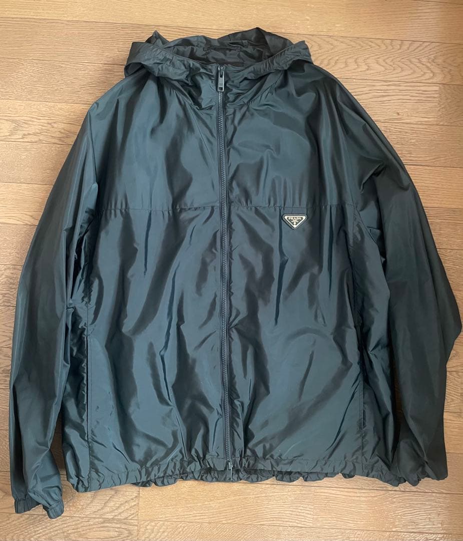 プラダ PRADA ナイロンジャケット