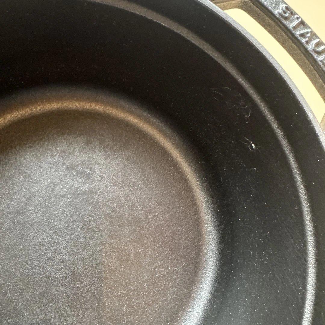 Staub ストウブ ピコ・ココットラウンド(22cm)シャイニーブラック