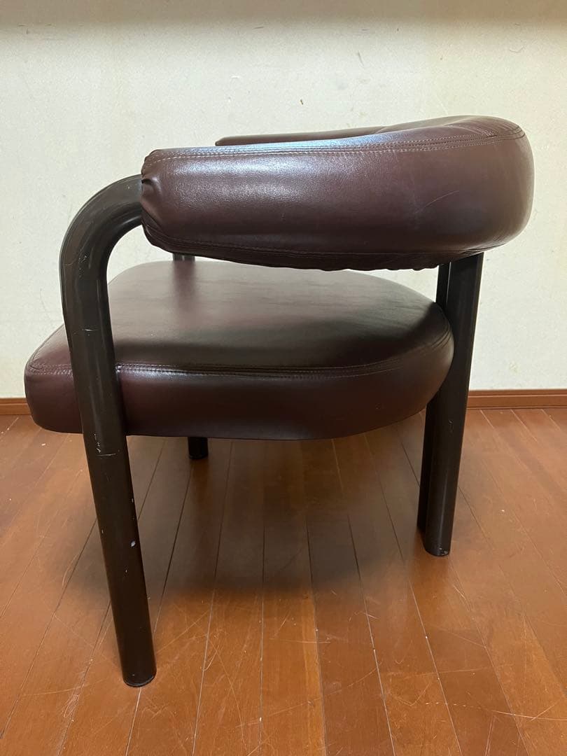 【すし　MOBILIA】　モビリア　革シングルソファ　日本創業②