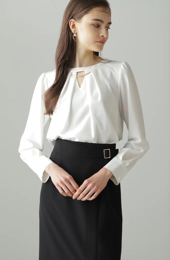 PINKY & DIANNE メタルバータックブラウス ホワイト 38