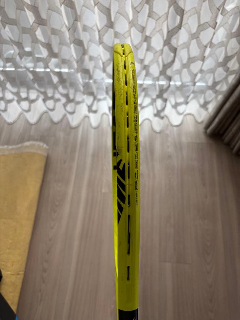 テニスラケット 緑/黄色 中型グリップ