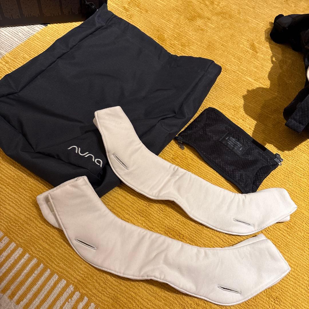 NUNA ヌナ カドルクリック 抱っこ紐 キャビア