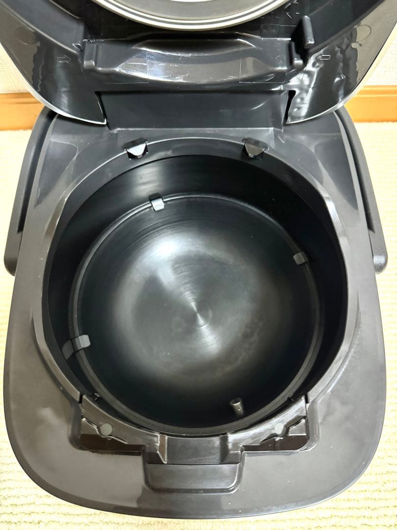 象印 炎舞炊き 圧力IH炊飯ジャーNW-PT10 2022年製　動作保証