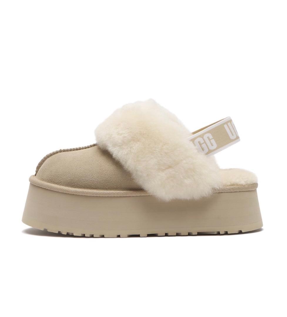 UGG ベージュ 厚底スライドサンダル