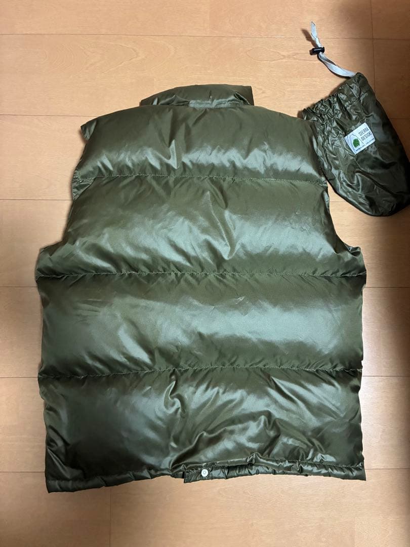 シエラデザイン　ビームスプラス　ダウンベスト　カーキ