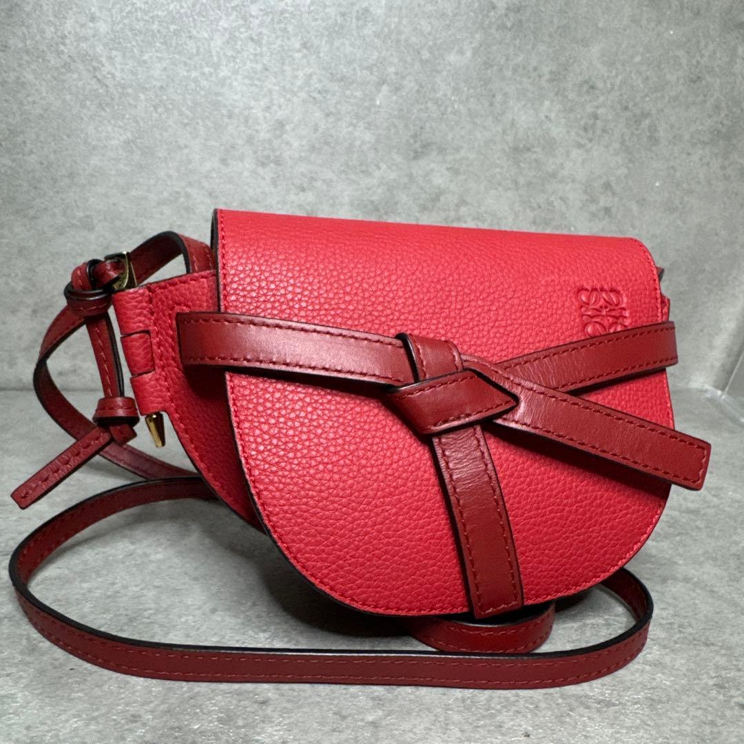 新品！LOEWE ロエベ　ミニゲート　レッド　ミニレザーショルダーバッグ