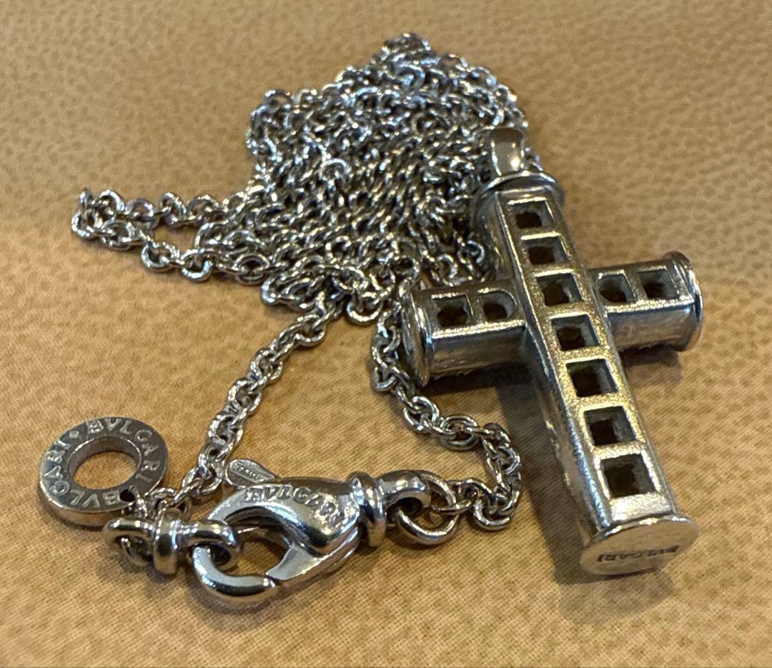 ★BVLGARI ラテンクロス ネックレス★