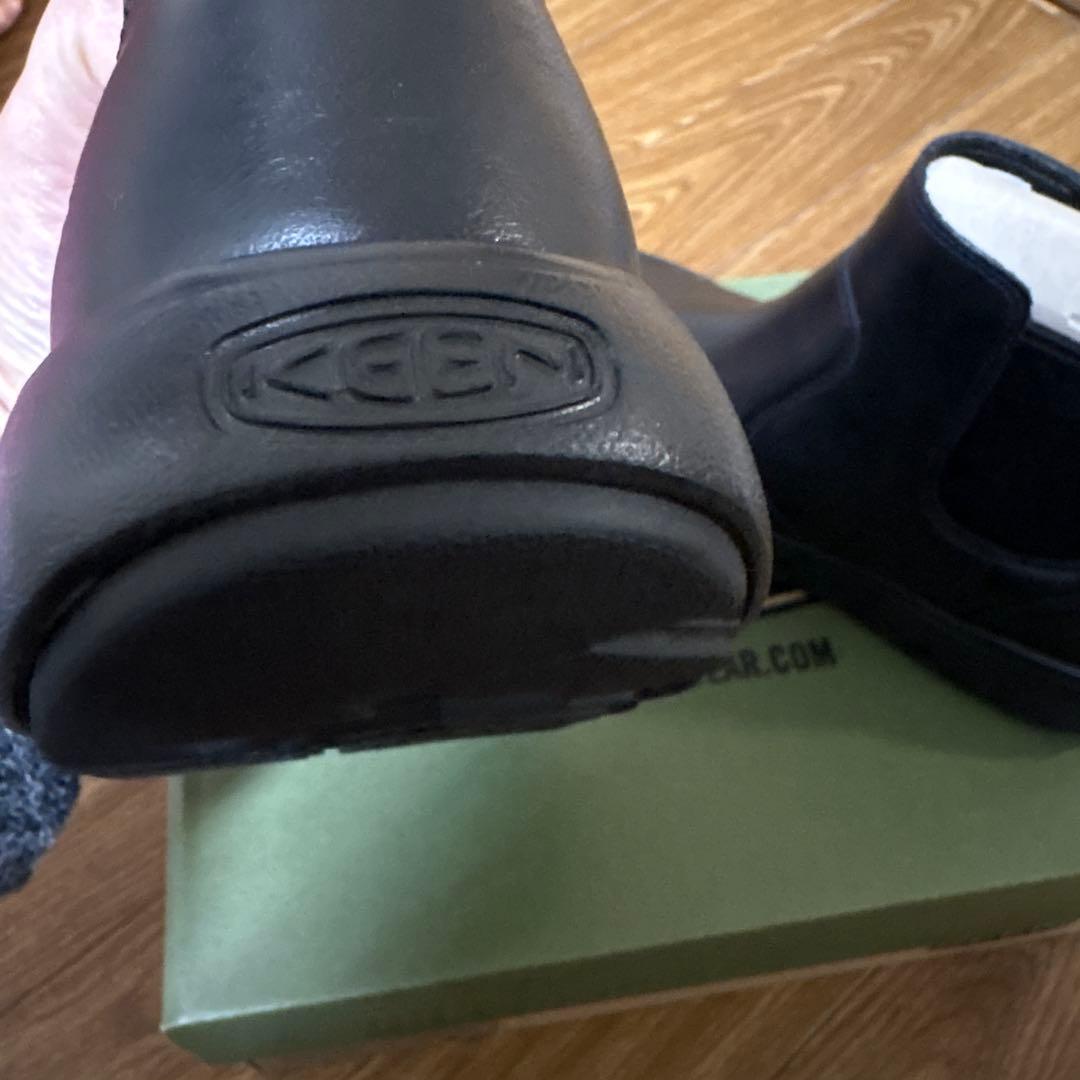 KEEN ブーツ エレナチェルシー黒