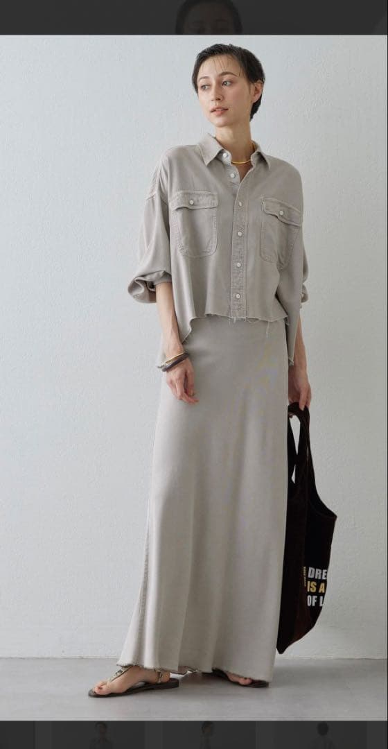 riki ウィムガゼット　テンセル繊維使用シャツ　ベージュ