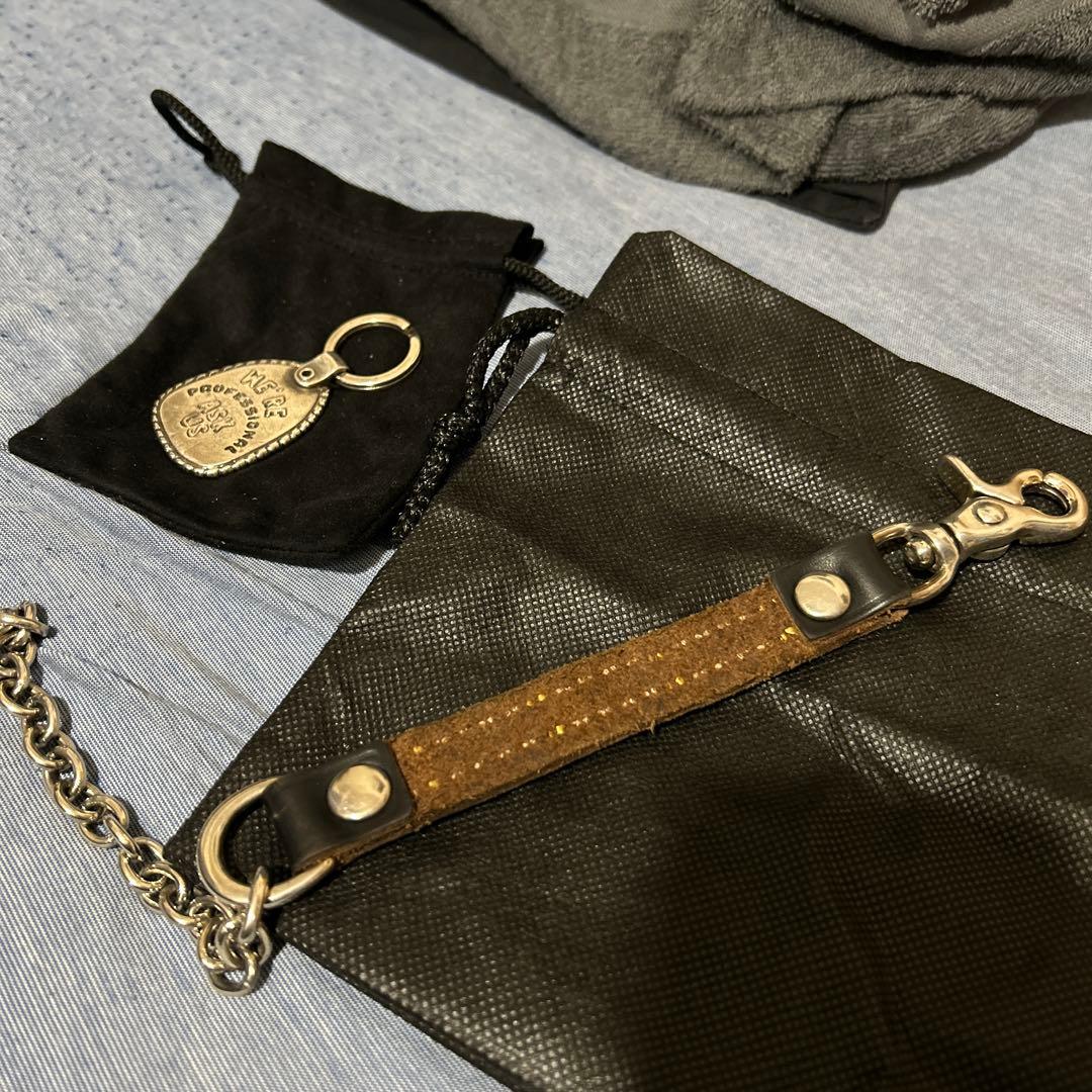 ホテルという名の美容室　　HOTEL×US ウォレットチェーン＆キーホルダー