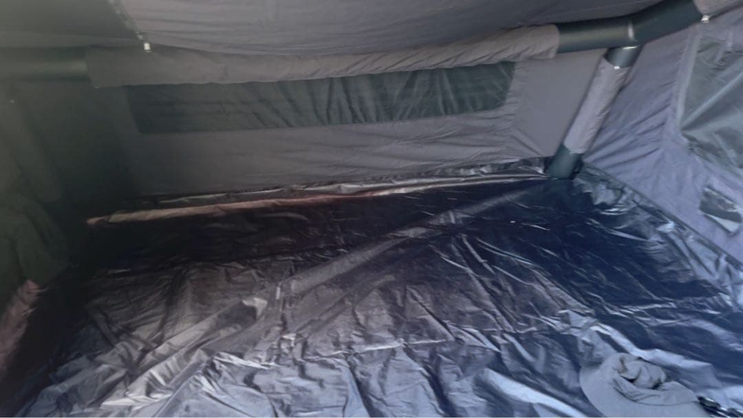 エアーテント　MINI BUNKER 人気のブラックカラー