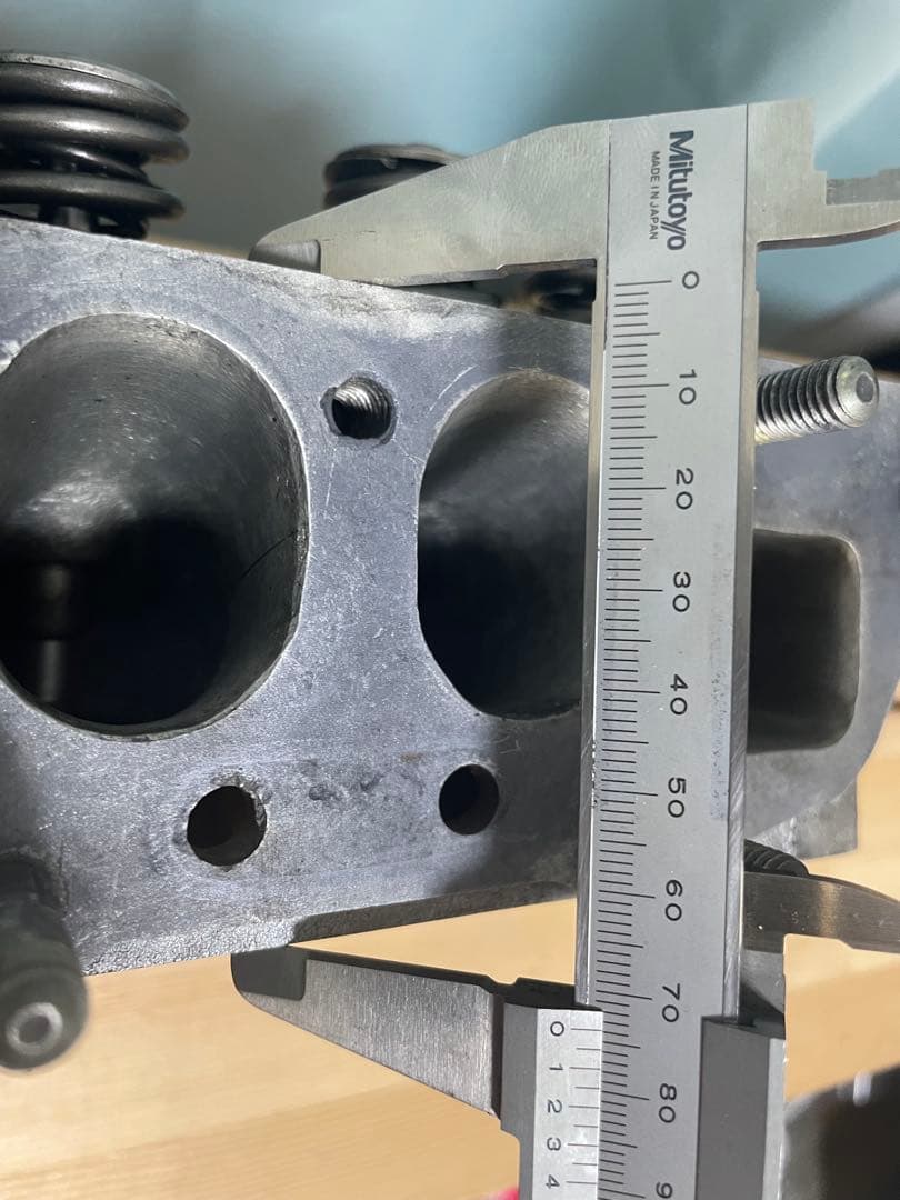 ニッサンサニー日産A型楕円ポートヘッドB110GX A12A TOMEI